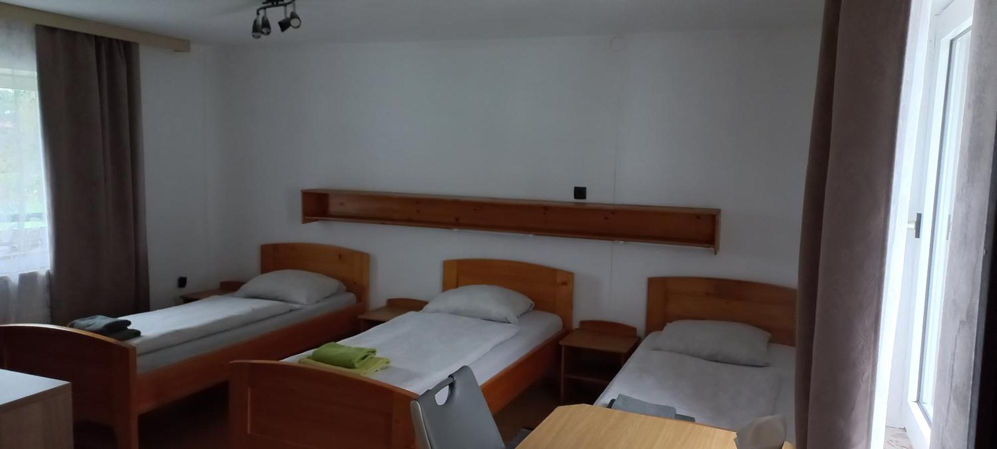 Remserhof Sankt Valentin Chambre photo